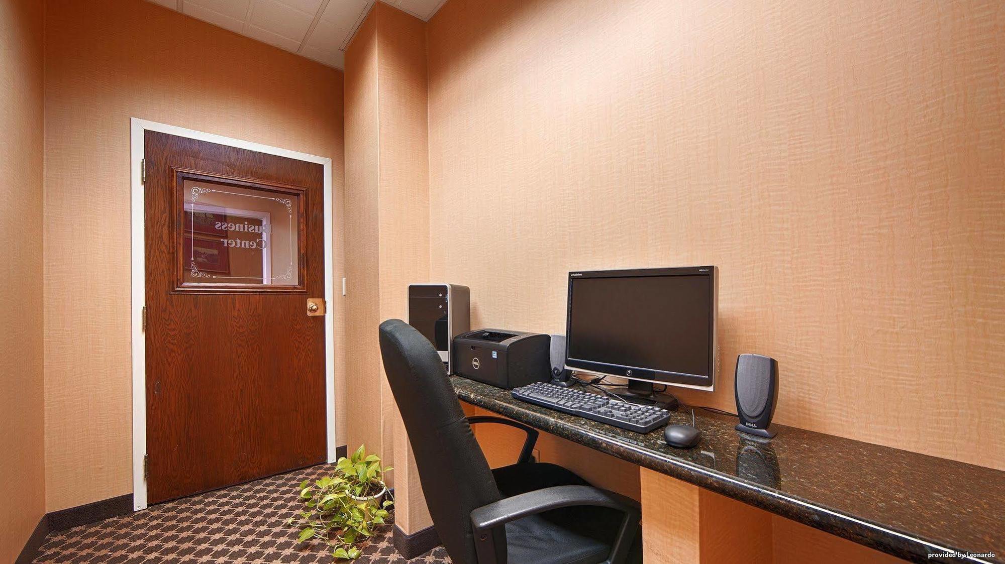 Best Western University Inn Ithaca Zewnętrze zdjęcie
